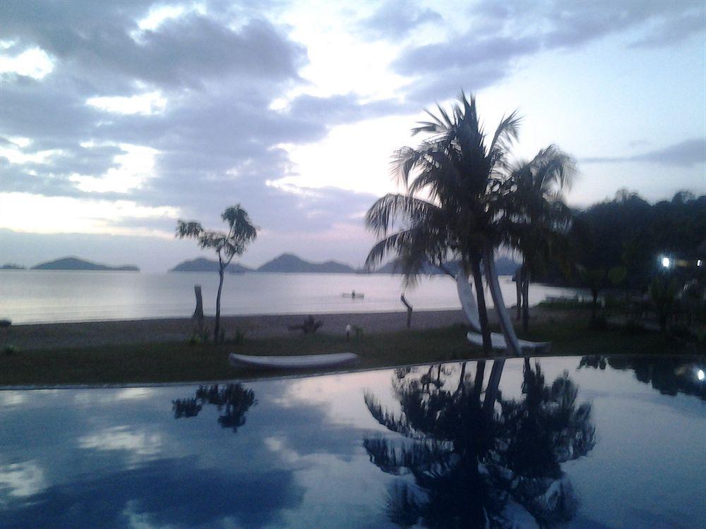 Luwansa Beach Resort Labuan Bajo Extérieur photo