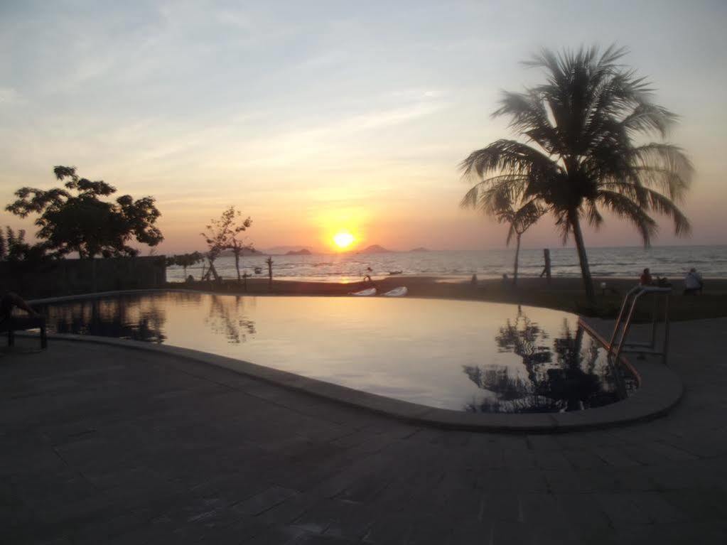 Luwansa Beach Resort Labuan Bajo Extérieur photo